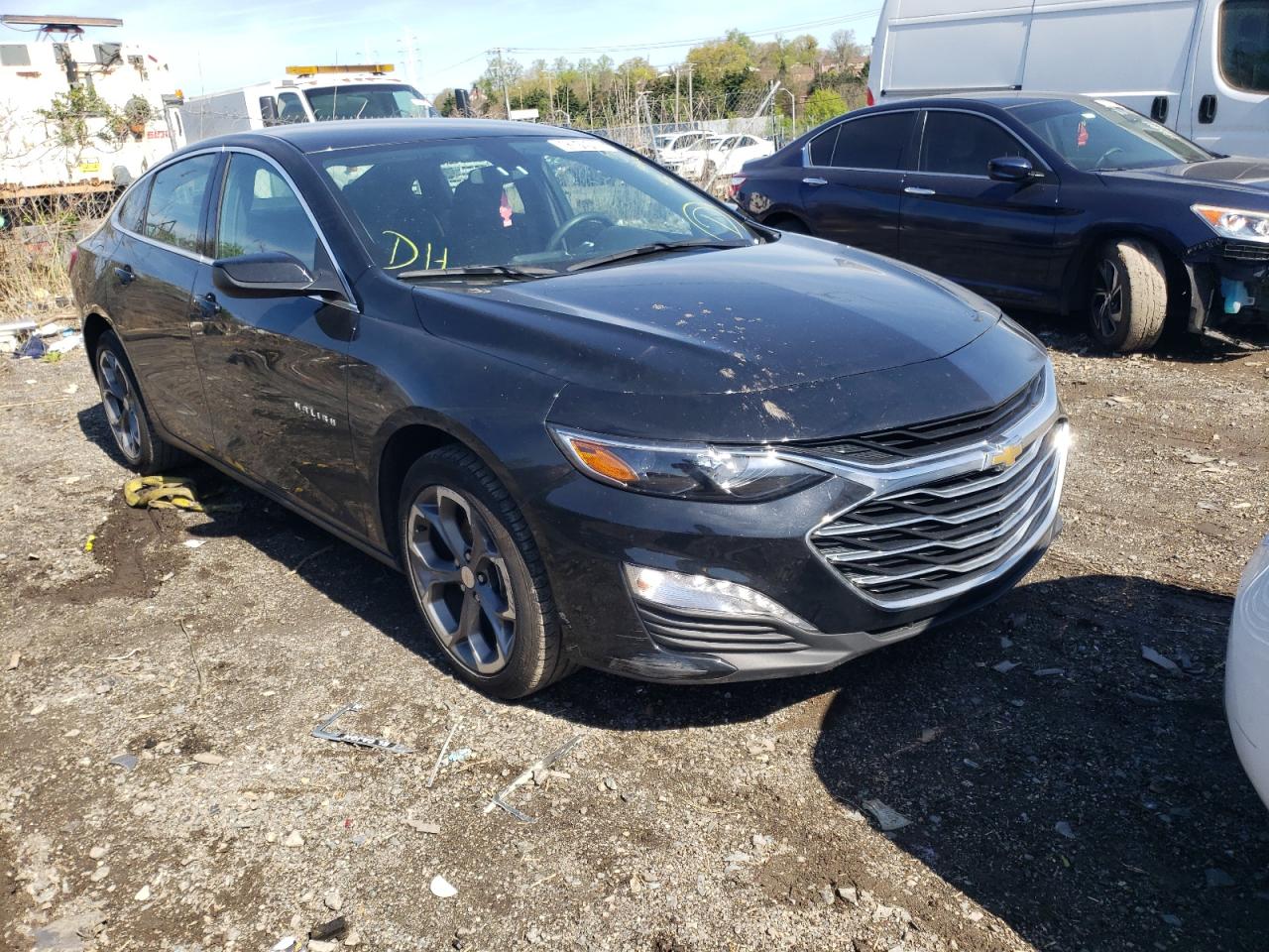 Photo 1 from auction – 2020 CHEVROLET MALIBU LT with VIN 1G1ZD5ST2LF109103