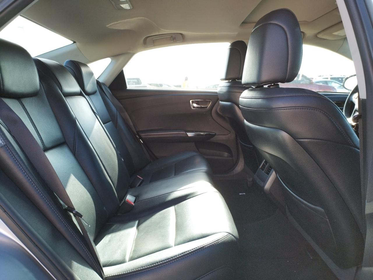 Photo 6 from auction – 2015 TOYOTA AVALON XLE with VIN 4T1BK1EB3FU160356