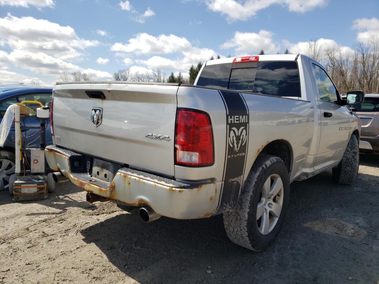 Photo 4 from auction – 2012 DODGE RAM 1500 S with VIN 3C6JD7AT1CG136610