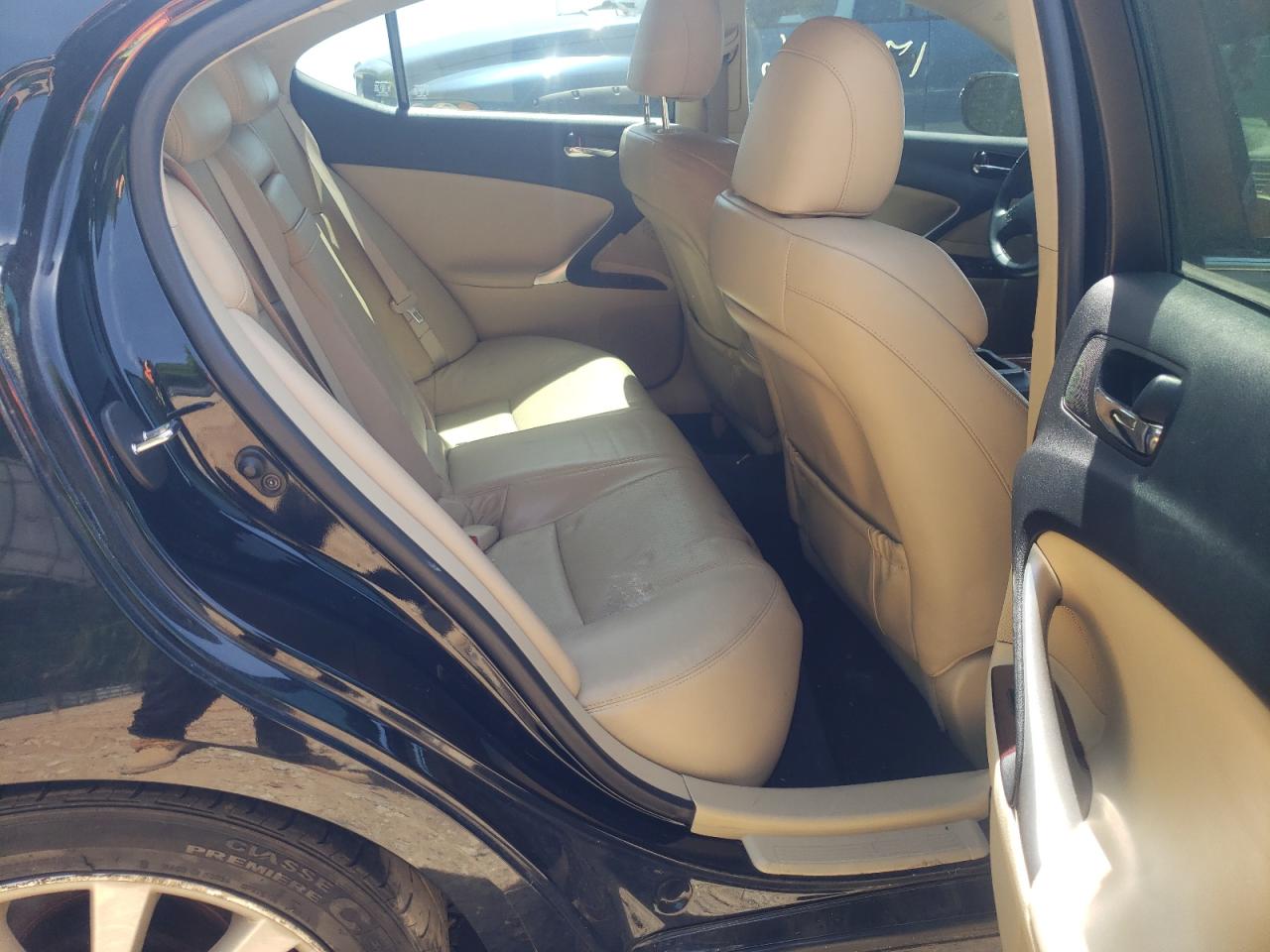 Photo 6 from auction – 2008 LEXUS IS 250 with VIN JTHCK262082027354