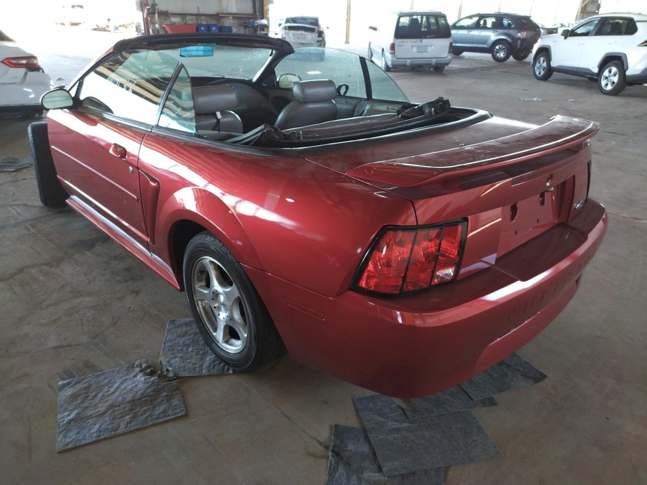 Photo 3 from auction – 2004 FORD MUSTANG with VIN 1FAFP44424F117680