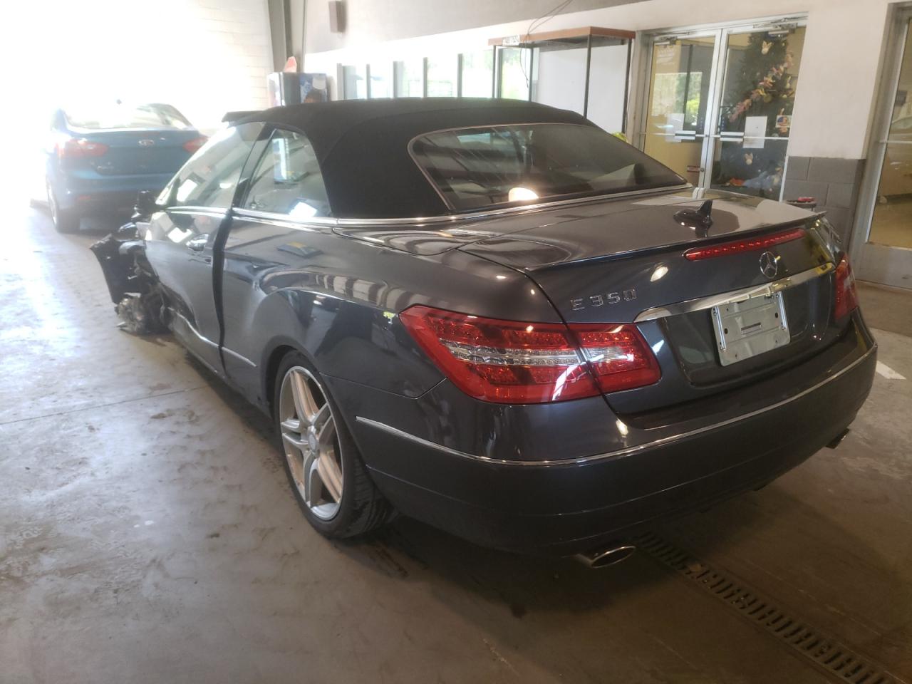 Photo 3 from auction – 2013 MERCEDES-BENZ E 350 with VIN WDDKK5KF6DF196875
