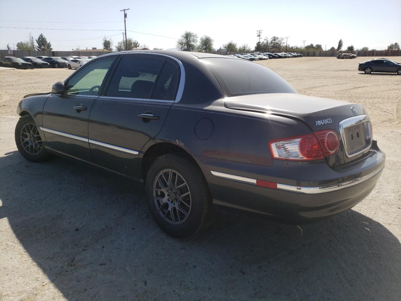Photo 3 from auction – 2006 KIA AMANTI with VIN KNALD124165087665