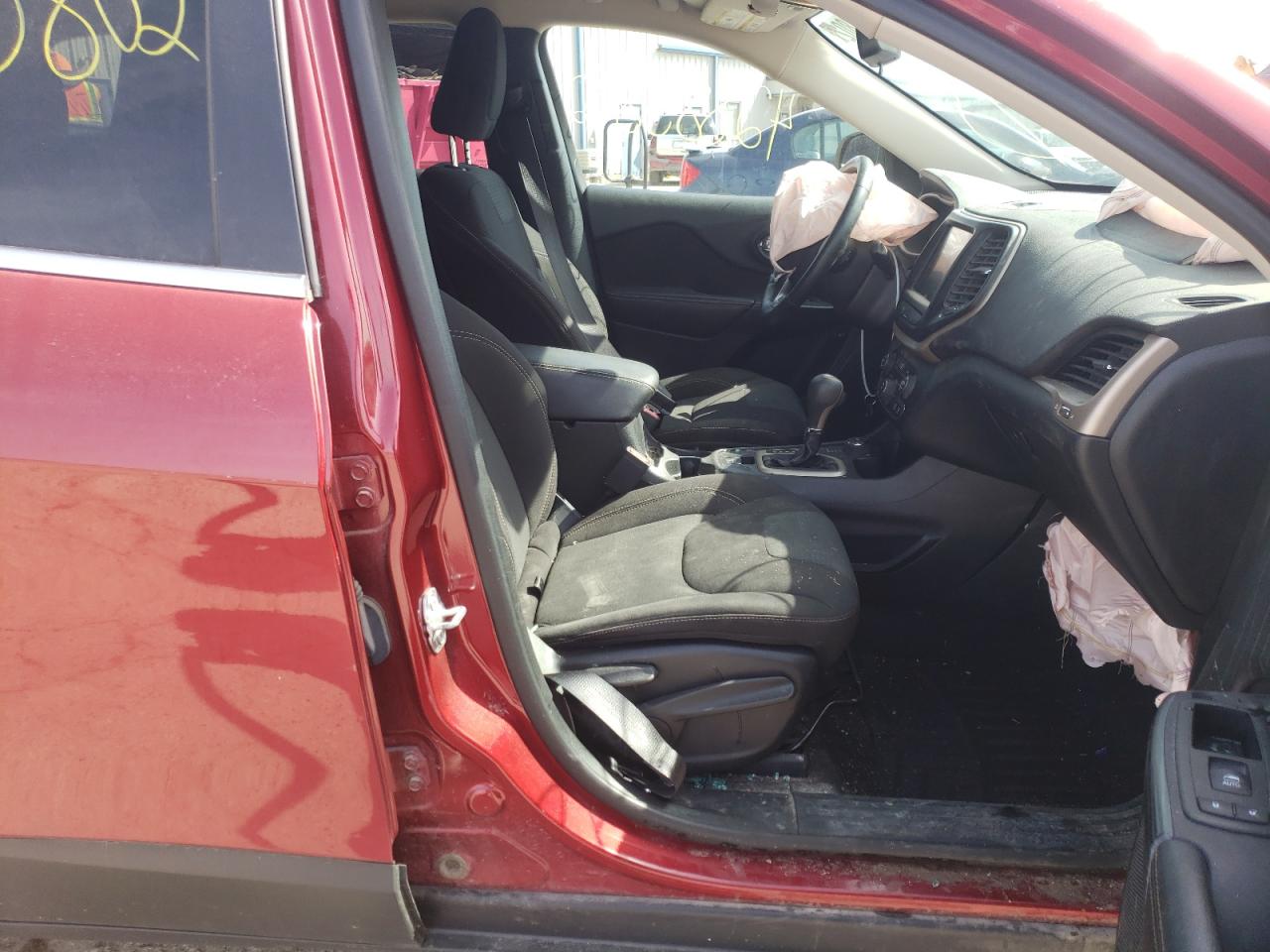 Photo 5 from auction – 2017 JEEP CHEROKEE L with VIN 1C4PJMCS0HW545432