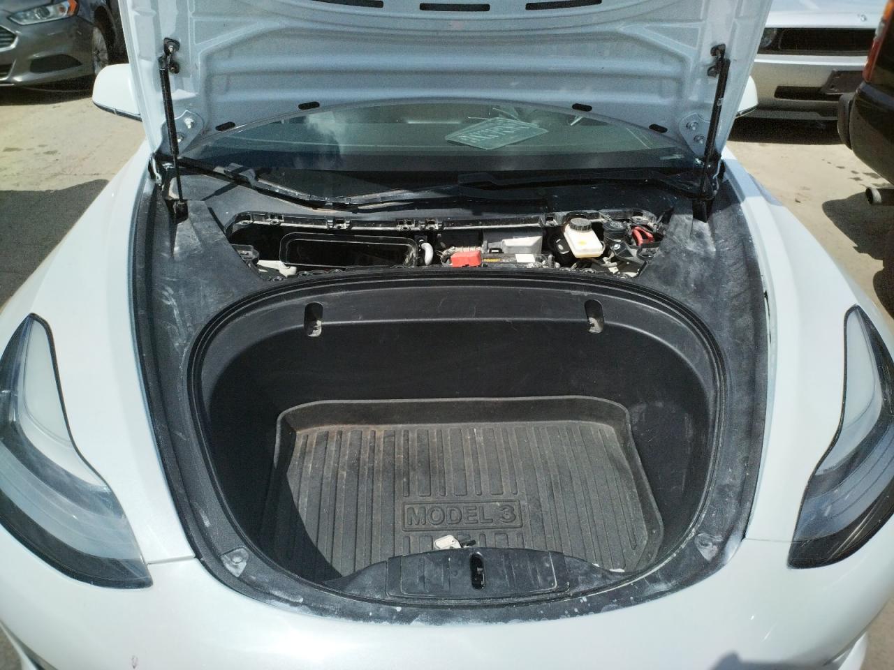 Photo 7 from auction – 2020 TESLA MODEL 3 with VIN 5YJ3E1EAXLF644990