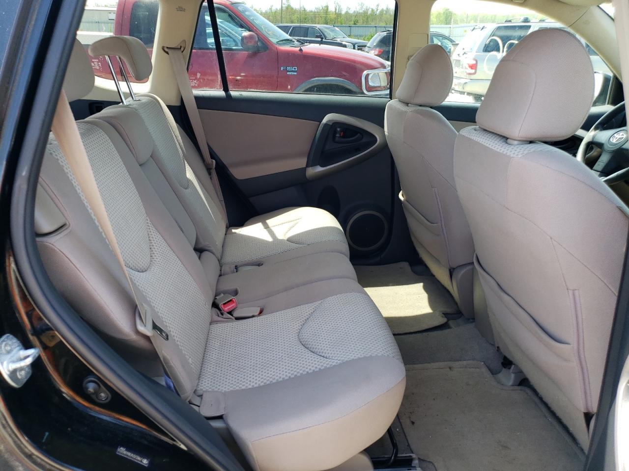Photo 6 from auction – 2008 TOYOTA RAV4 with VIN JTMZD33V086080316