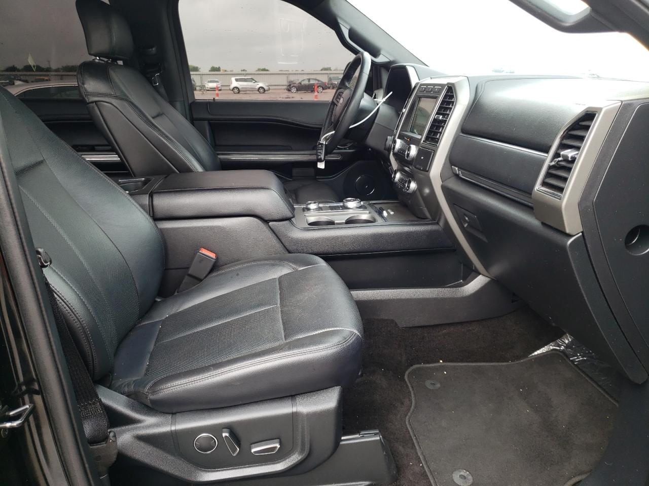 Photo 5 from auction – 2018 FORD EXPEDITION with VIN 1FMJU1JT5JEA05590