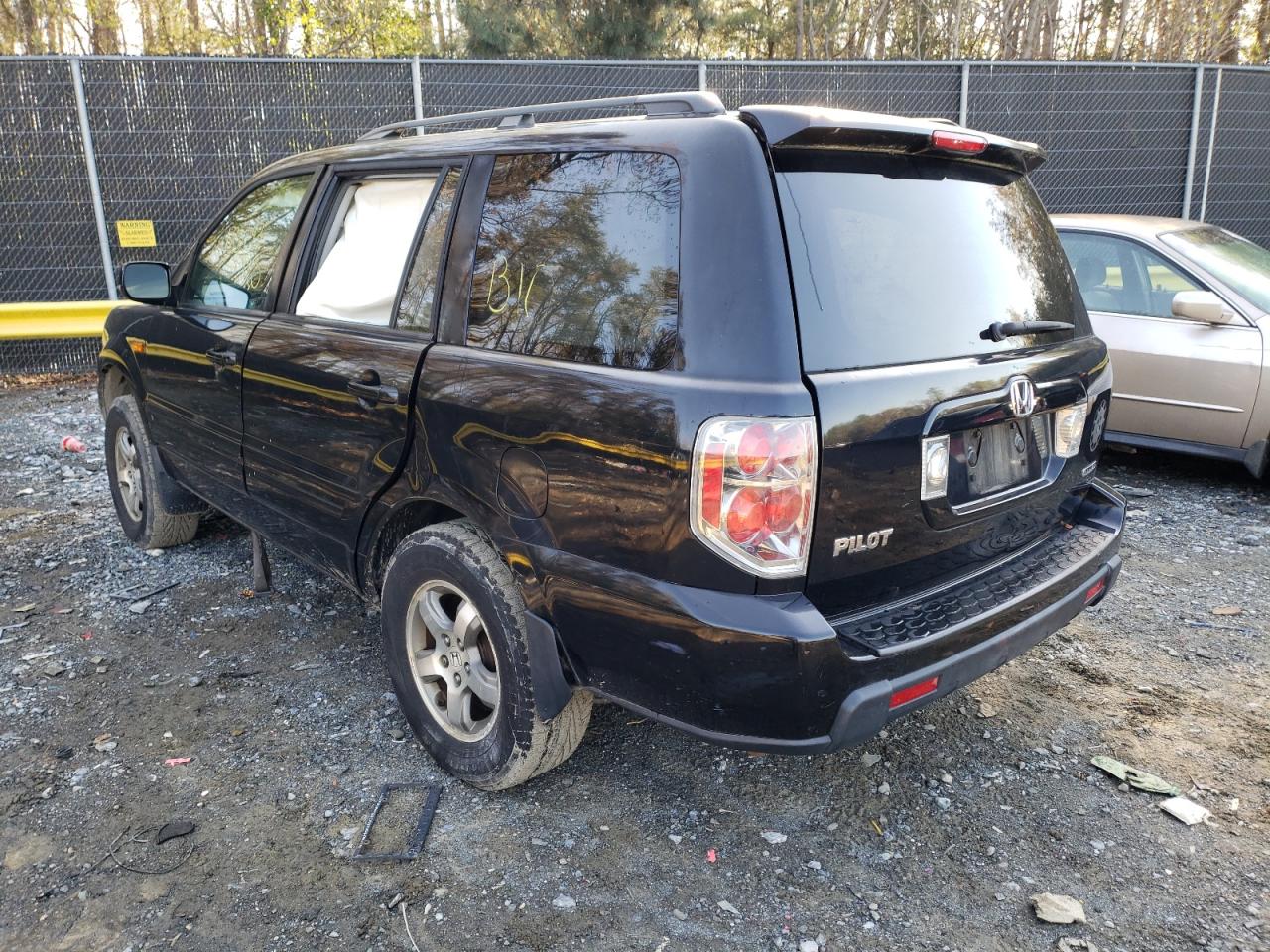 Foto 3 de la subasta – 2006 HONDA PILOT EX con VIN 5FNYF18446B008224