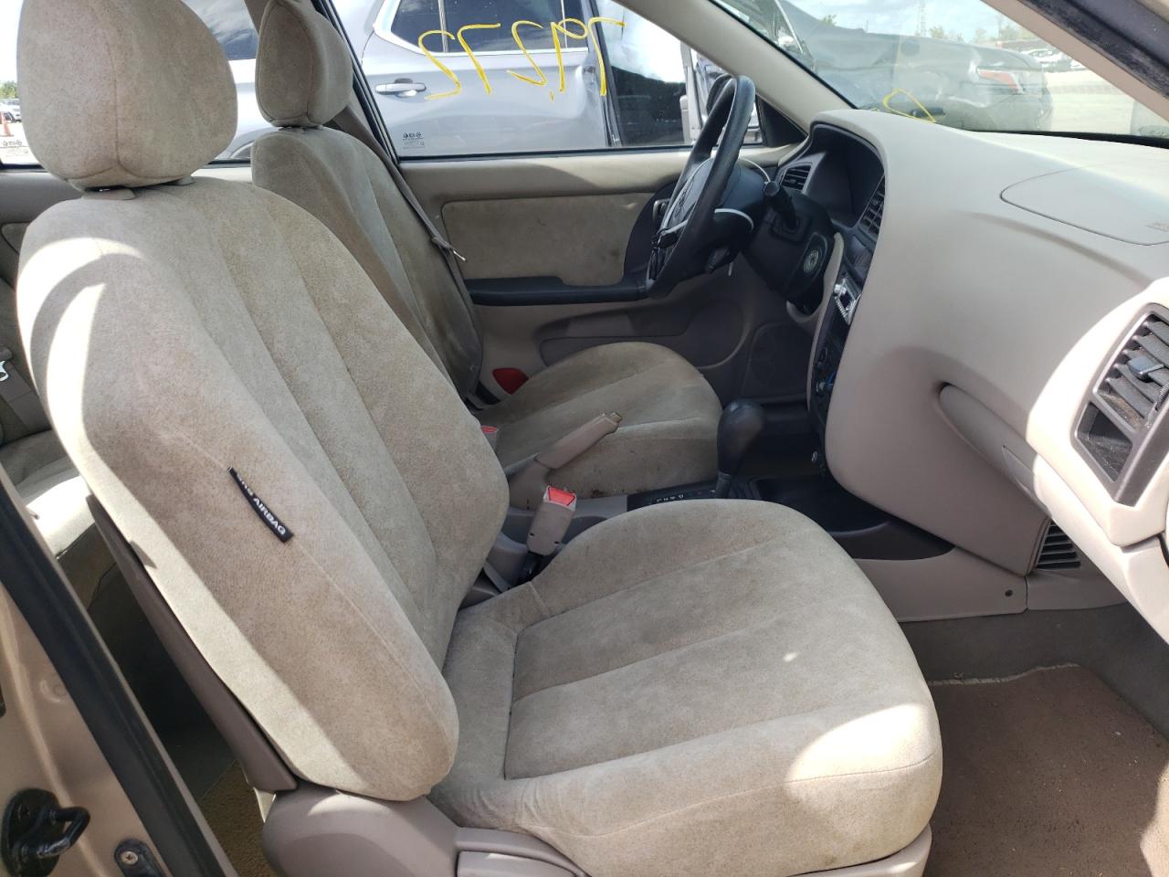 Photo 5 from auction – 2003 HYUNDAI ELANTRA GL with VIN KMHDN45D63U523912