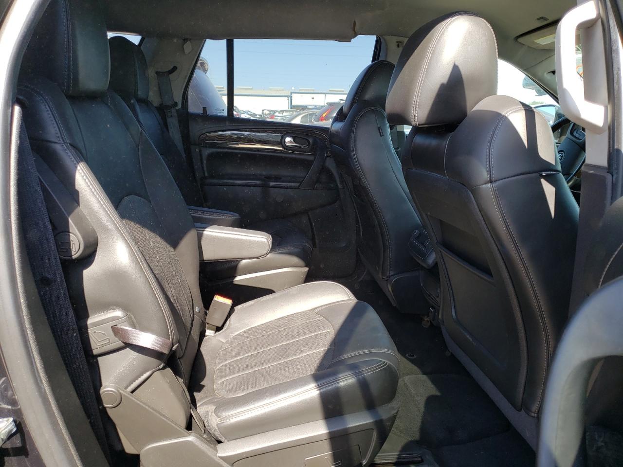 Photo 6 from auction – 2014 BUICK ENCLAVE with VIN 5GAKRBKD9EJ157202