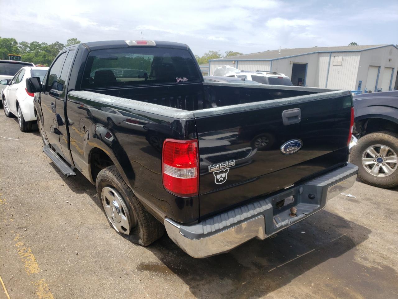 Photo 3 from auction – 2004 FORD F150 with VIN 1FTRF12W84NA86793