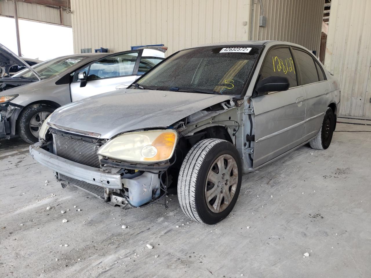 Photo 2 from auction – 2003 HONDA CIVIC EX with VIN 2HGES26873H507052