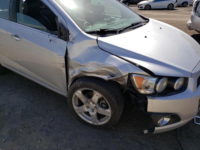 Photo 9 from auction – 2015 CHEVROLET SONIC LTZ with VIN 1G1JE6SB7F4140239