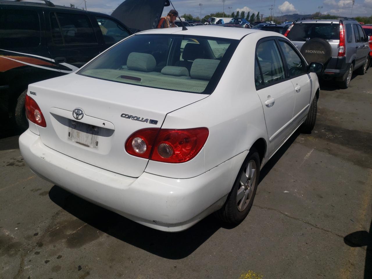 Photo 4 from auction – 2007 TOYOTA COROLLA CE with VIN 1NXBR32E57Z773344
