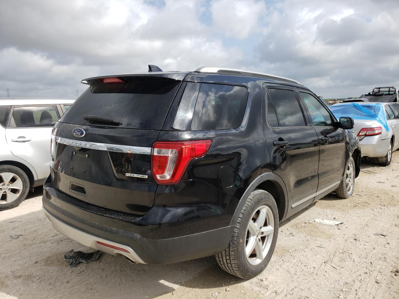 Photo 4 from auction – 2016 FORD EXPLORER X with VIN 1FM5K7D86GGC57881