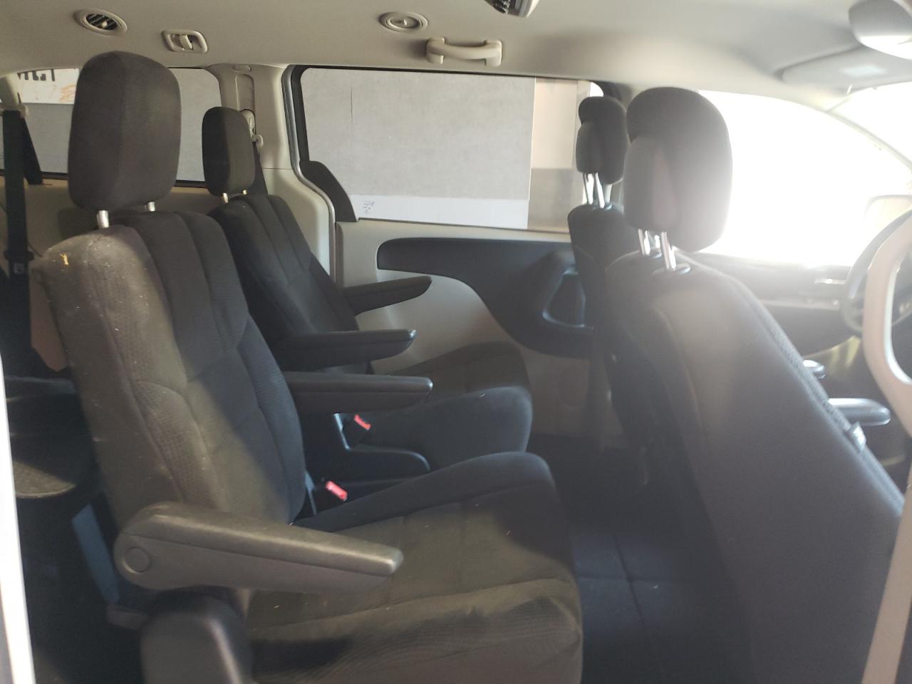Photo 6 from auction – 2013 DODGE GRAND CARA with VIN 2C4RDGBG3DR791876