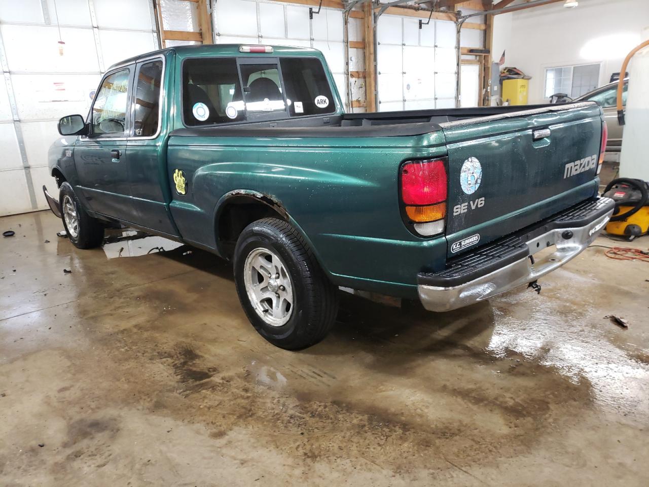 Photo 3 from auction – 1999 MAZDA B3000 CAB with VIN 4F4YR16V2XTM12468