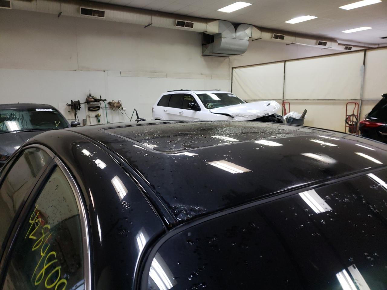 Photo 9 from auction – 2007 BUICK LACROSSE C with VIN 2G4WD582X71209483