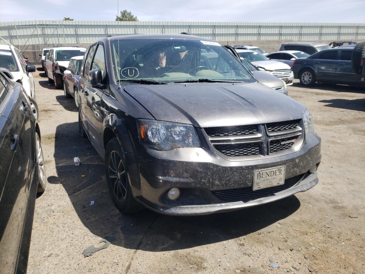 DODGE GRAND CARA 2017 with VIN 2C4RDGEG4HR806810 - Photo from auction