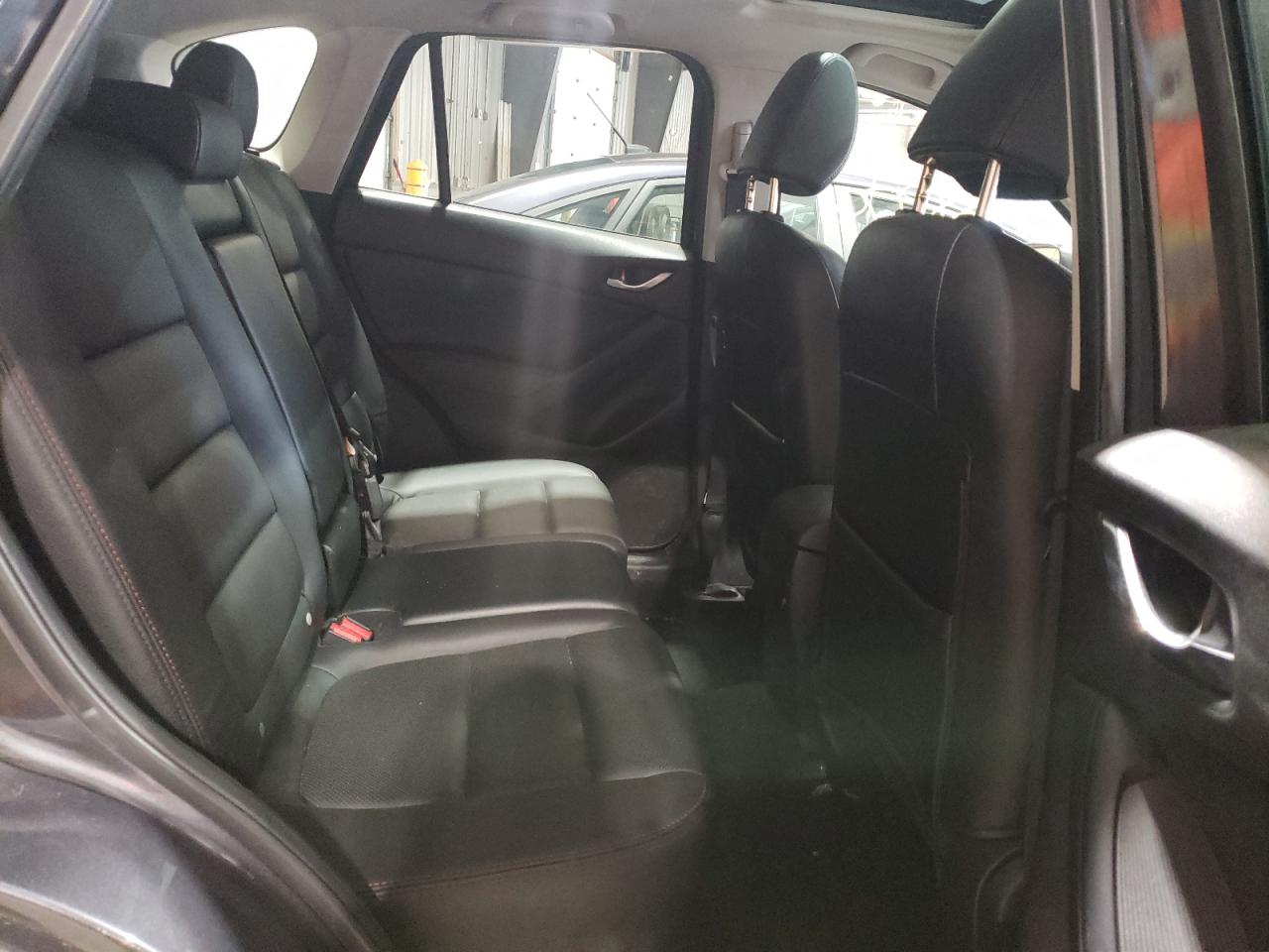 Photo 6 from auction – 2015 MAZDA CX-5 GT with VIN JM3KE4DY3F0501482