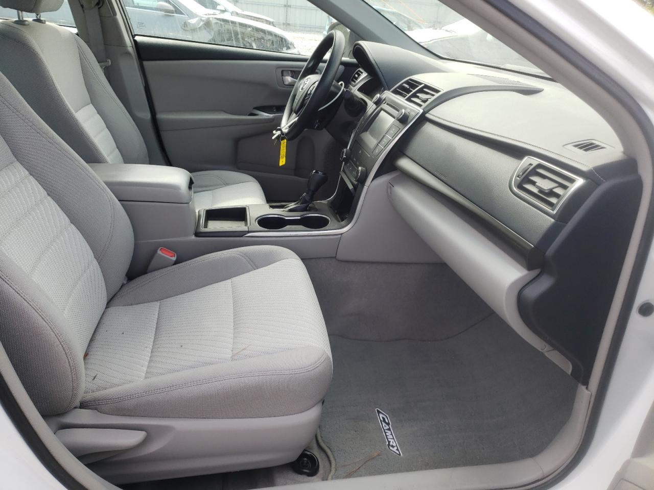 Photo 5 from auction – 2017 TOYOTA CAMRY LE with VIN 4T1BF1FK0HU276698