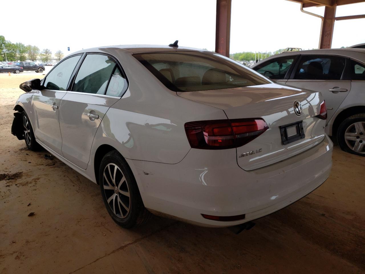 Photo 3 from auction – 2017 VOLKSWAGEN JETTA SE with VIN 3VWDB7AJ7HM389091