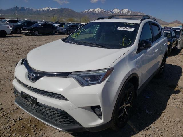 Photo 2 from auction – 2016 TOYOTA RAV4 SE with VIN 2T3JFREV6GW535948
