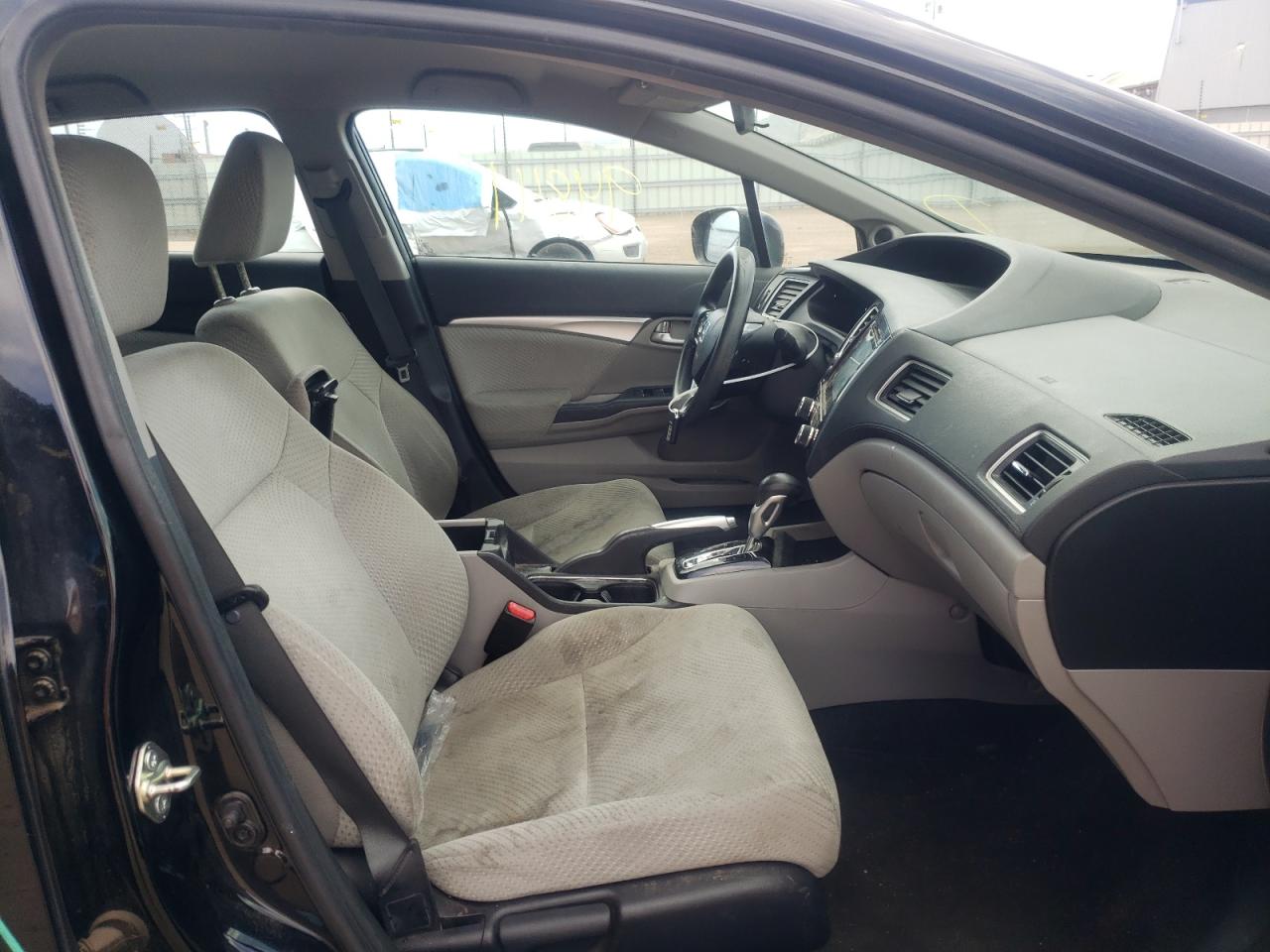 Photo 5 from auction – 2014 HONDA CIVIC HYBR with VIN 19XFB4F26EE200528