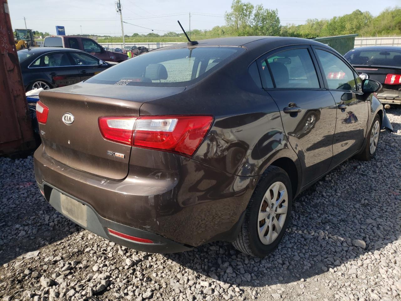 Photo 4 from auction – 2013 KIA RIO EX with VIN KNADN4A33D6119616