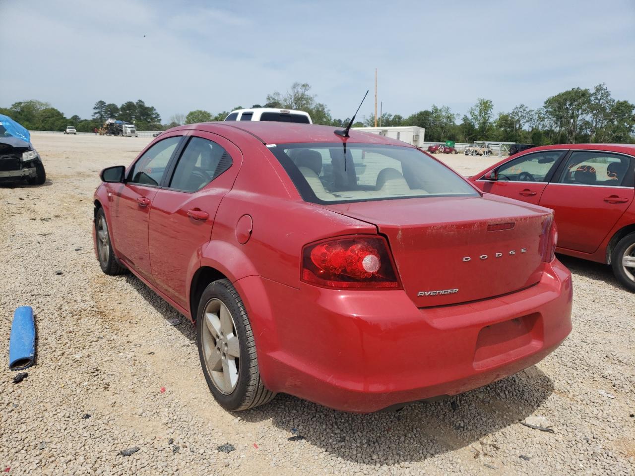 Photo 3 from auction – 2011 DODGE AVENGER LU with VIN 1B3BD2FG2BN534525
