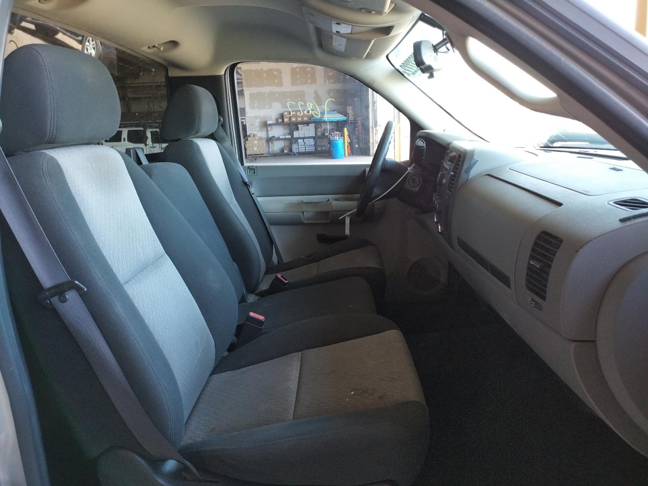 Photo 5 from auction – 2009 GMC SIERRA C15 with VIN 1GTEC14099Z116173