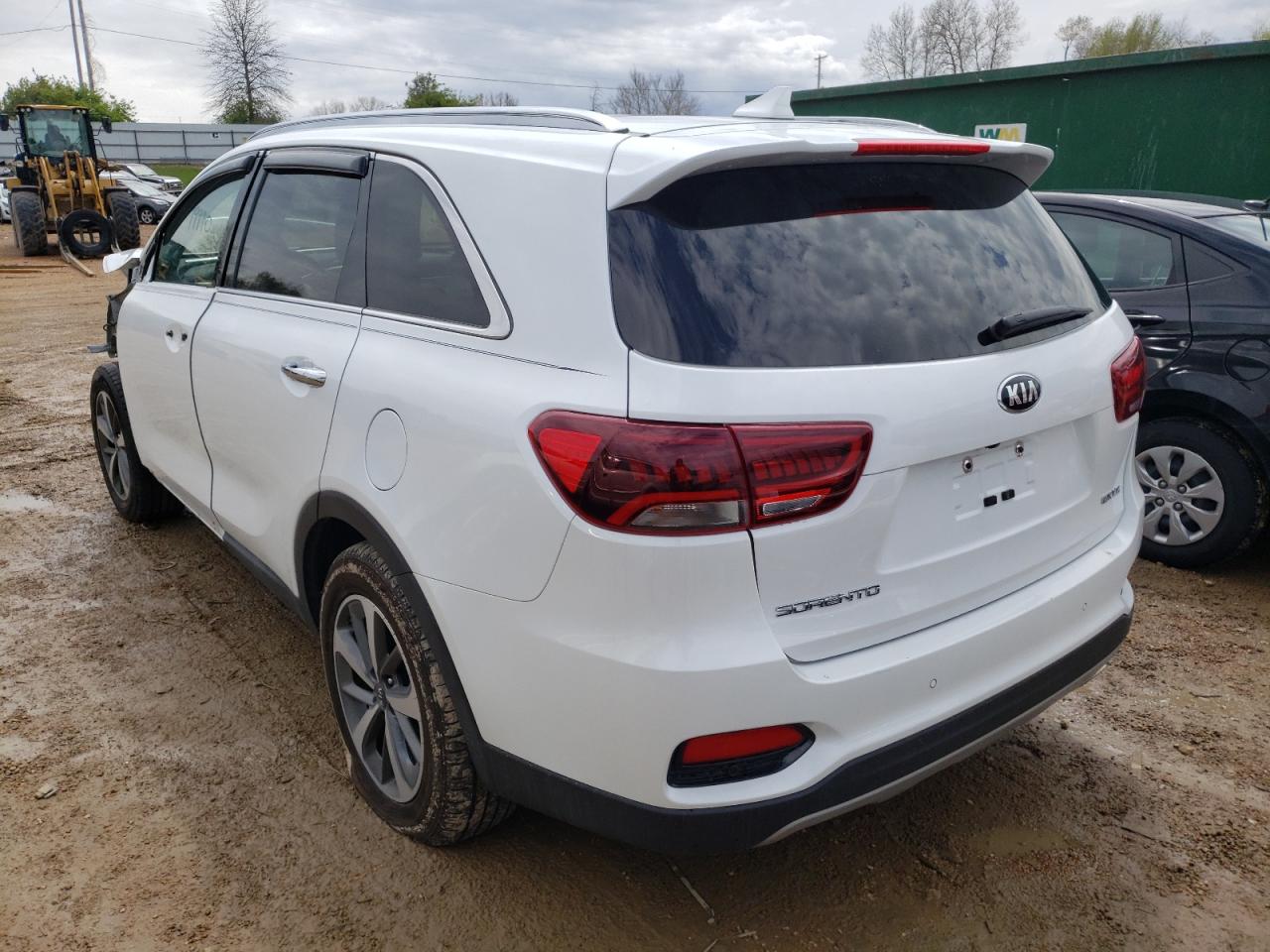 Photo 3 from auction – 2019 KIA SORENTO EX with VIN 5XYPH4A53KG453440