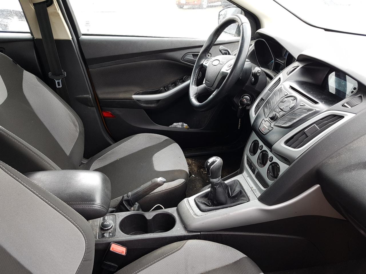 صورة رقم 5 من المزاد - 2012 FORD FOCUS SE مع VIN 1FAHP3K21CL383583