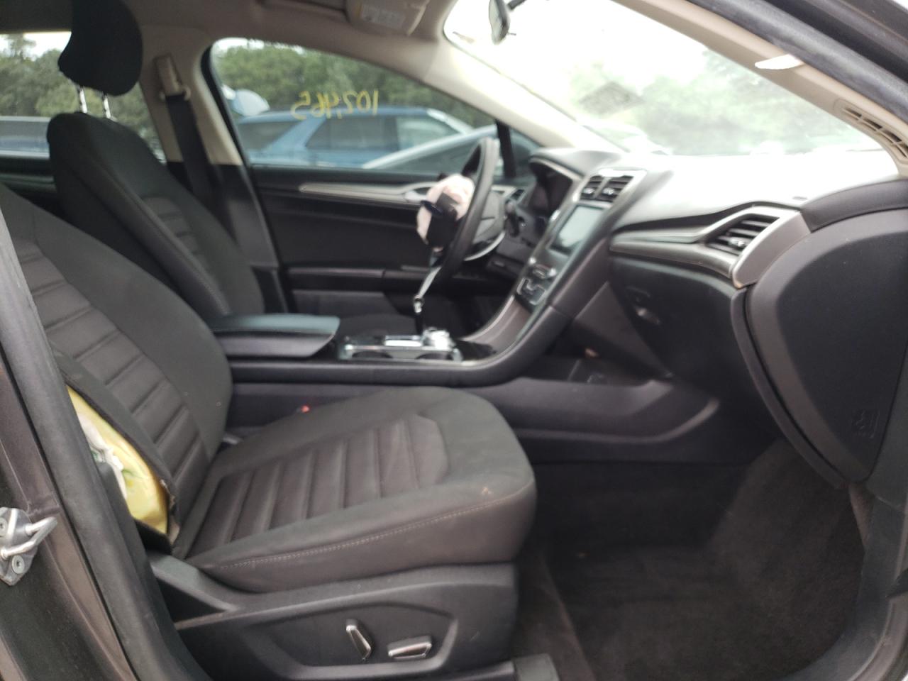 Photo 5 from auction – 2018 FORD FUSION SE with VIN 3FA6P0HD1JR143186