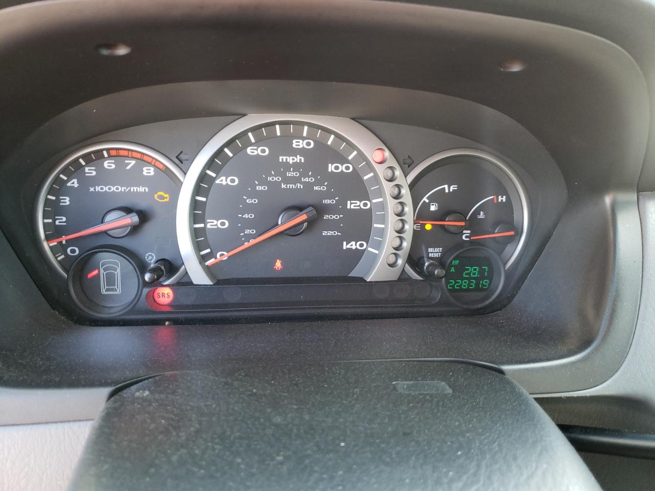 Photo 8 from auction – 2003 HONDA PILOT EXL with VIN 2HKYF18583H569984