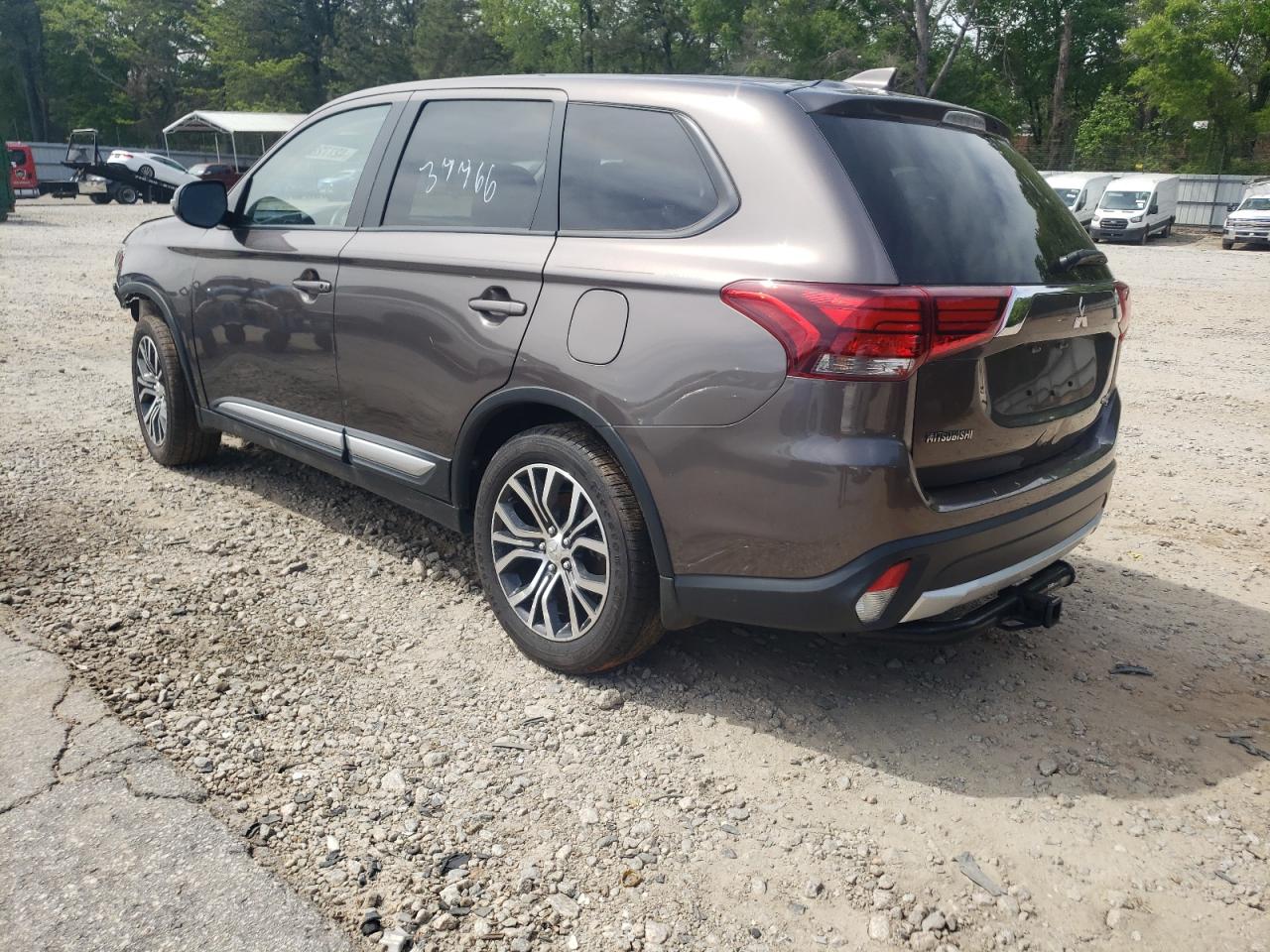 Photo 3 from auction – 2018 MITSUBISHI OUTLANDER with VIN JA4AD3A36JZ068717
