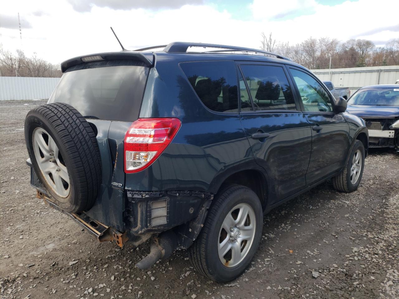 Photo 4 from auction – 2012 TOYOTA RAV4 with VIN 2T3JF4DV1CW256616