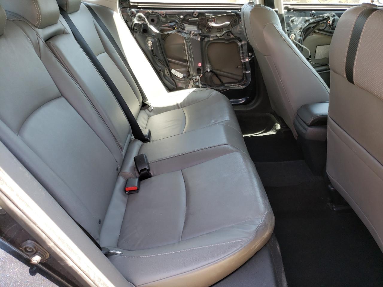 Photo 6 from auction – 2016 HONDA CIVIC EXL with VIN 19XFC1F76GE216190