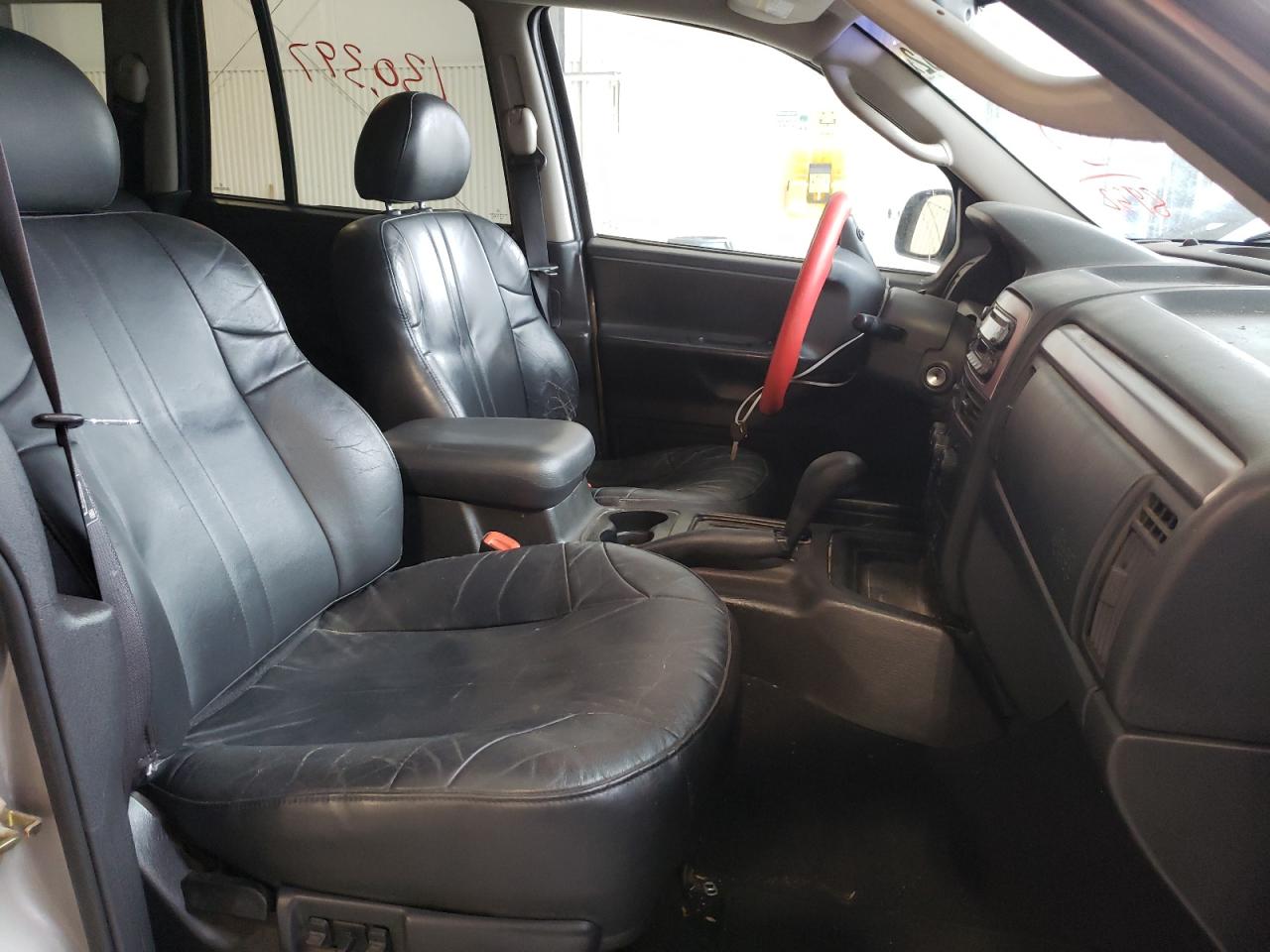 Photo 5 from auction – 2002 JEEP GRAND CHER with VIN 1J4GW48S52C208932
