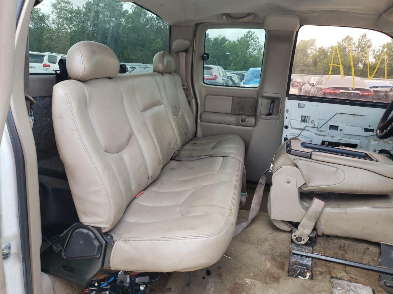 Photo 6 from auction – 2003 GMC NEW SIERRA with VIN 2GTEC19V631362540