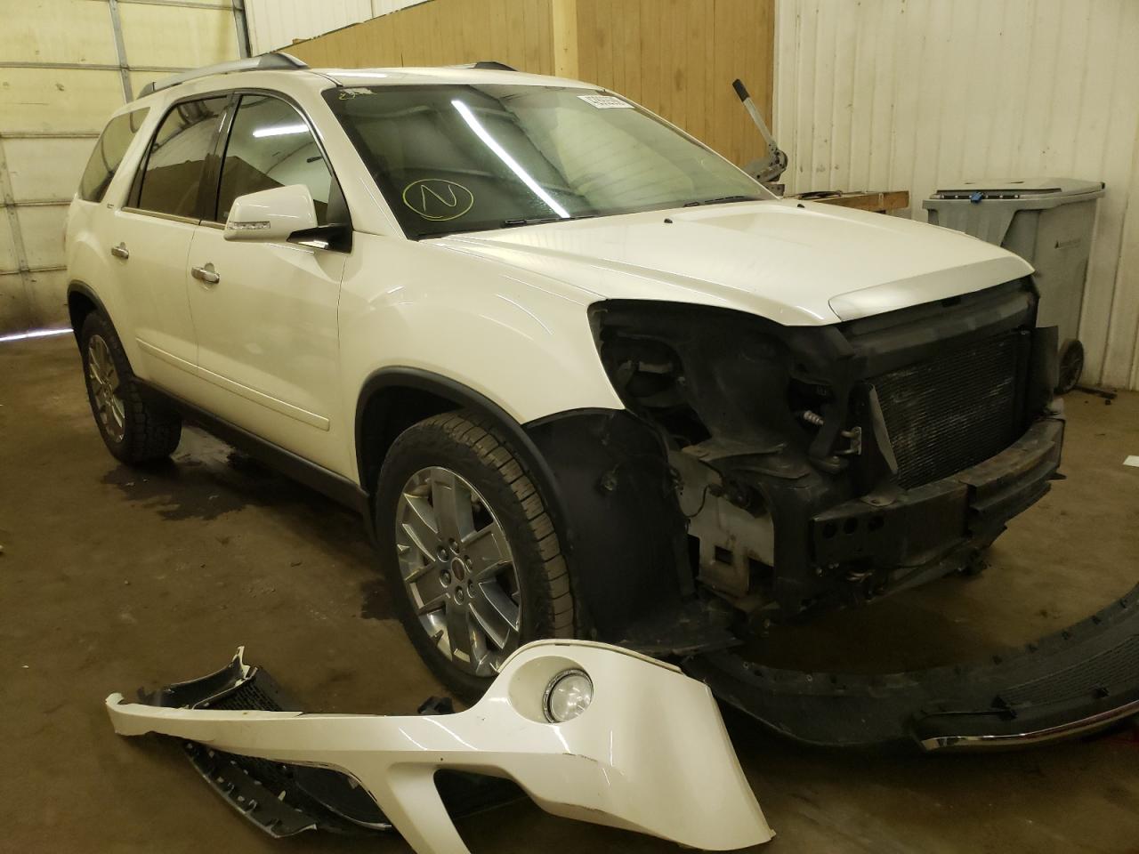GMC ACADIA SLT 2010 with VIN 1GKLVNED9AJ190646 - Photo from auction