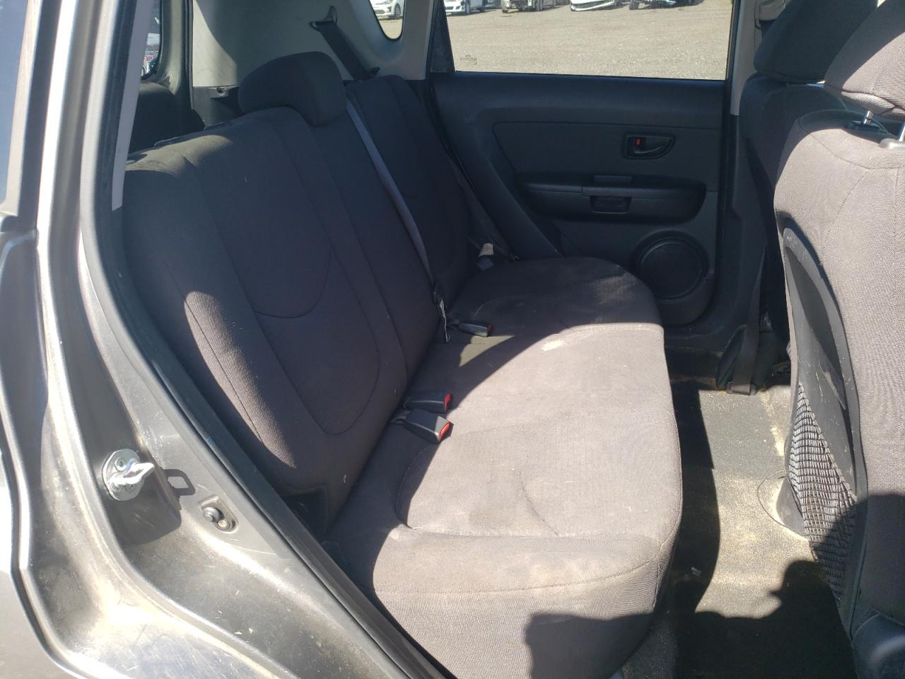 Photo 6 from auction – 2013 KIA SOUL with VIN KNDJT2A56D7591787
