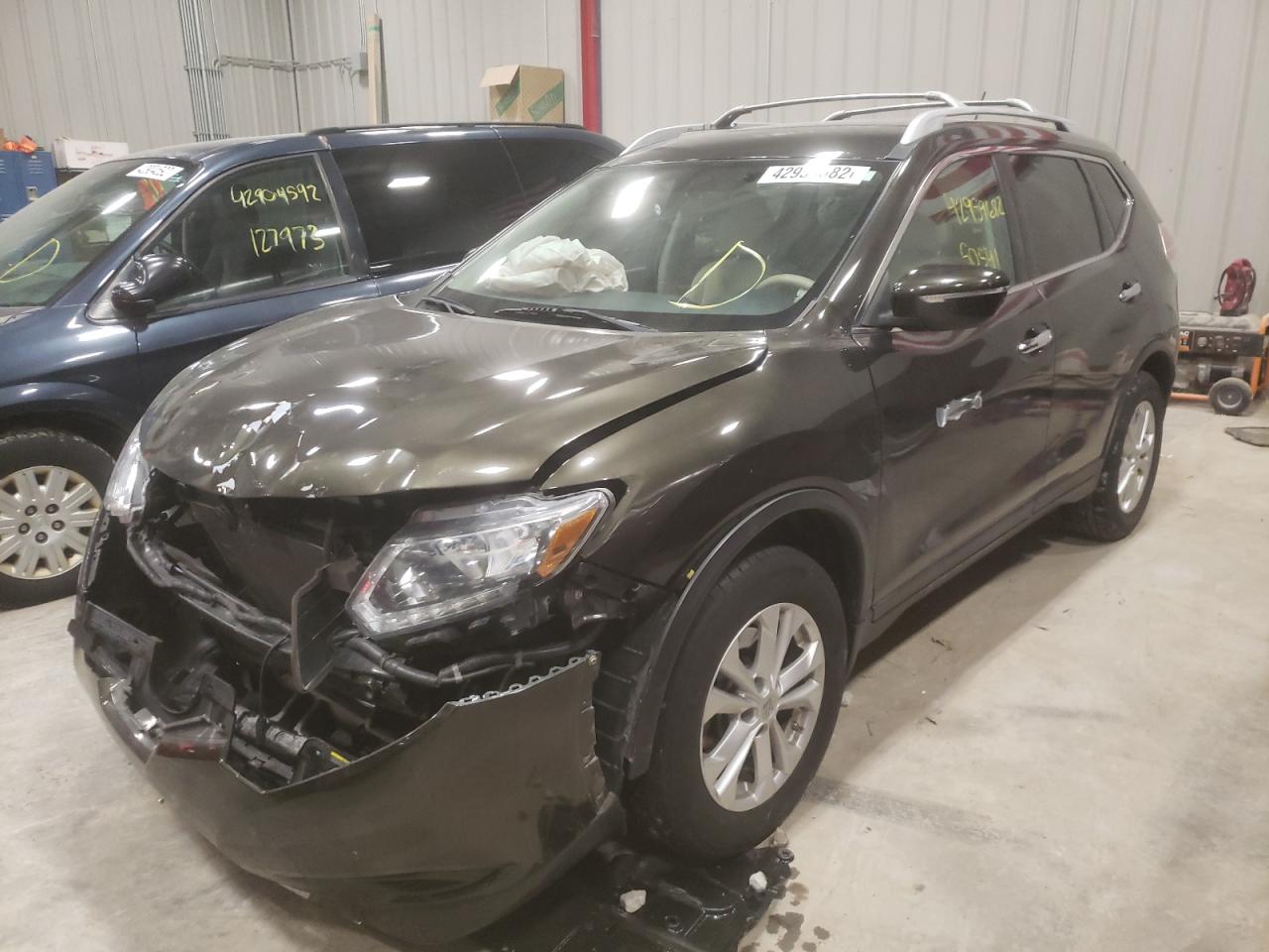 Photo 2 from auction – 2015 NISSAN ROGUE S with VIN 5N1AT2MK2FC786342