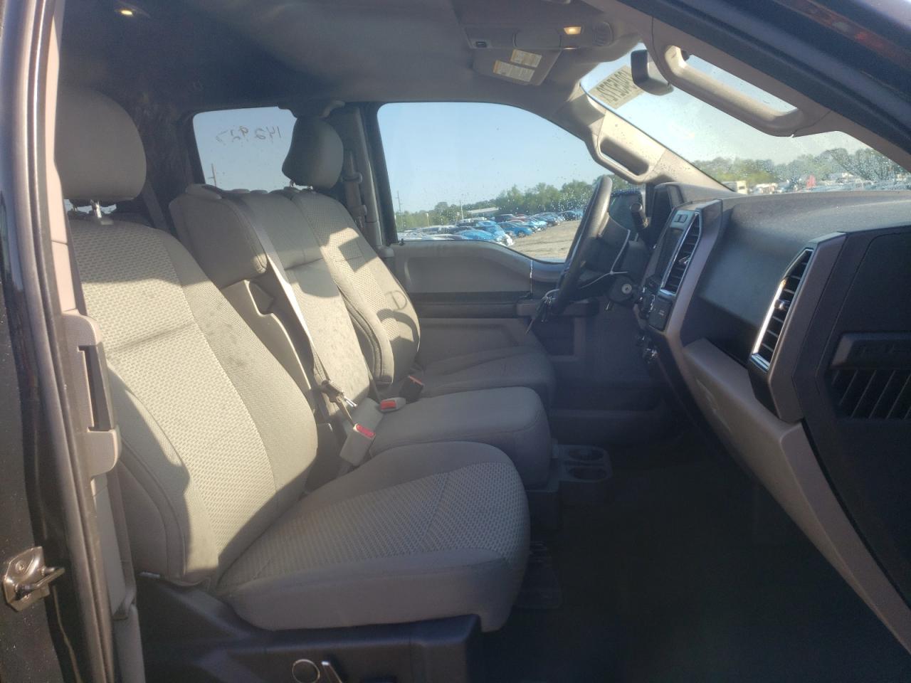 Photo 5 from auction – 2015 FORD F150 SUPER with VIN 1FTEX1CF9FFB04600