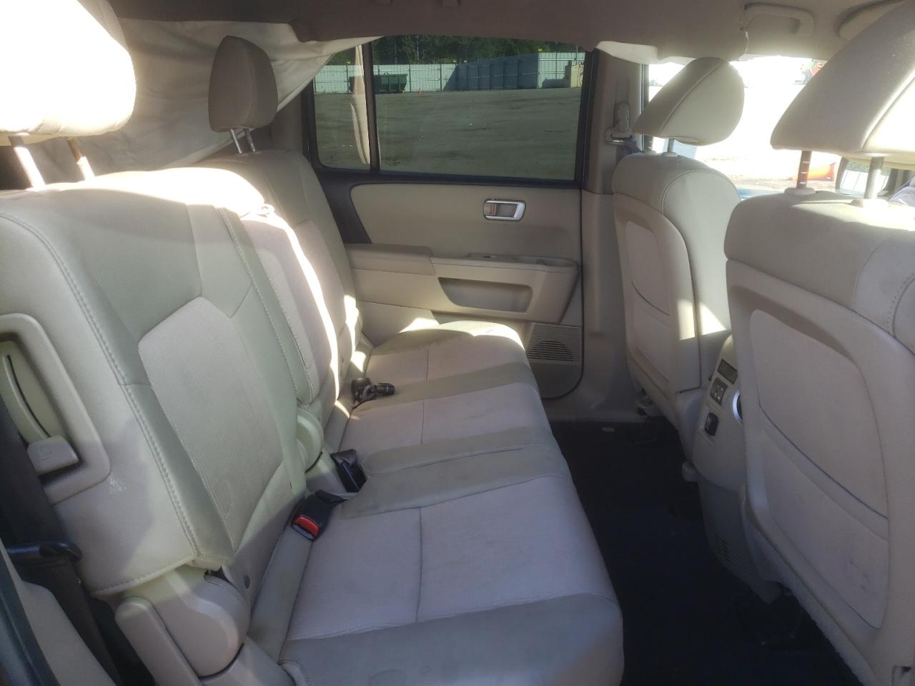 Photo 6 from auction – 2012 HONDA PILOT EX with VIN 5FNYF4H40CB001736