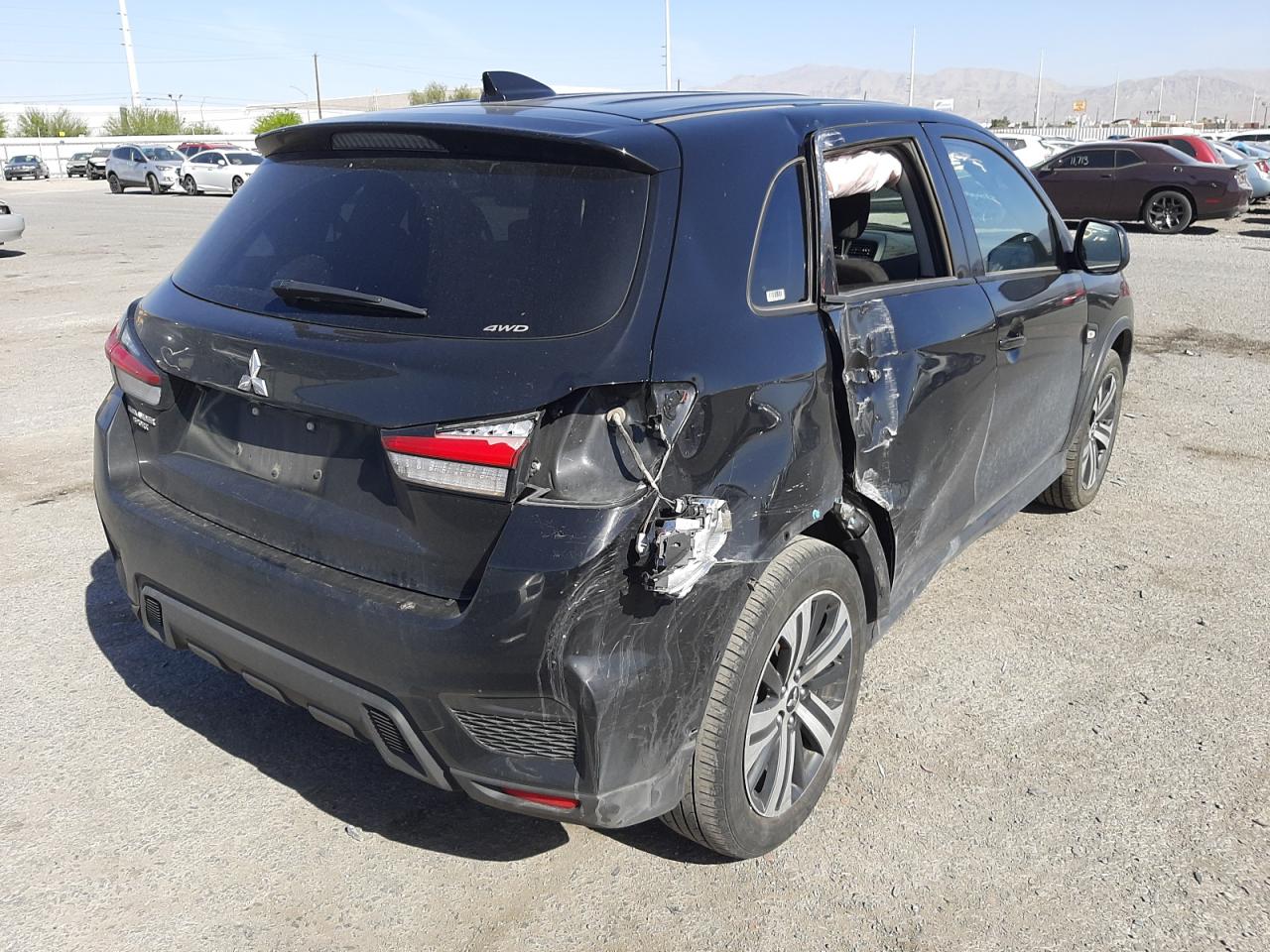 Photo 4 from auction – 2020 MITSUBISHI OUTLANDER with VIN JA4AR3AU8LU026012
