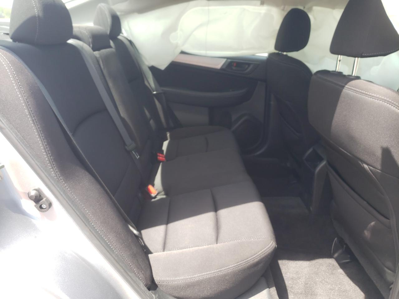 Фото 6 с аукциона – 2015 SUBARU LEGACY 2.5 с VIN 4S3BNBA63F3018640