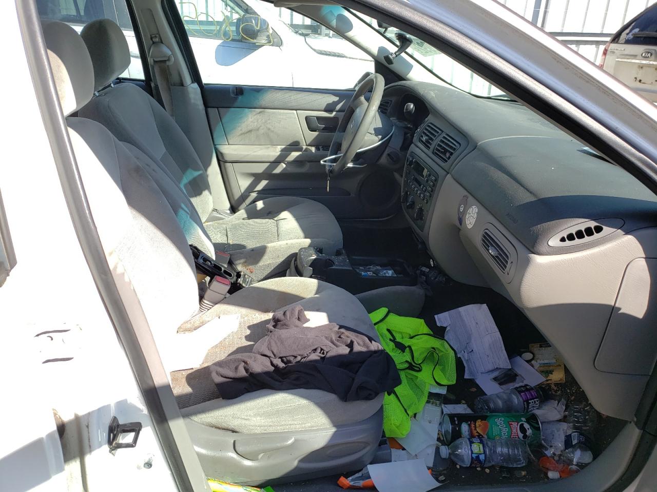 صورة رقم 5 من المزاد - 2006 FORD TAURUS SE مع VIN 1FAFP53U96A124813