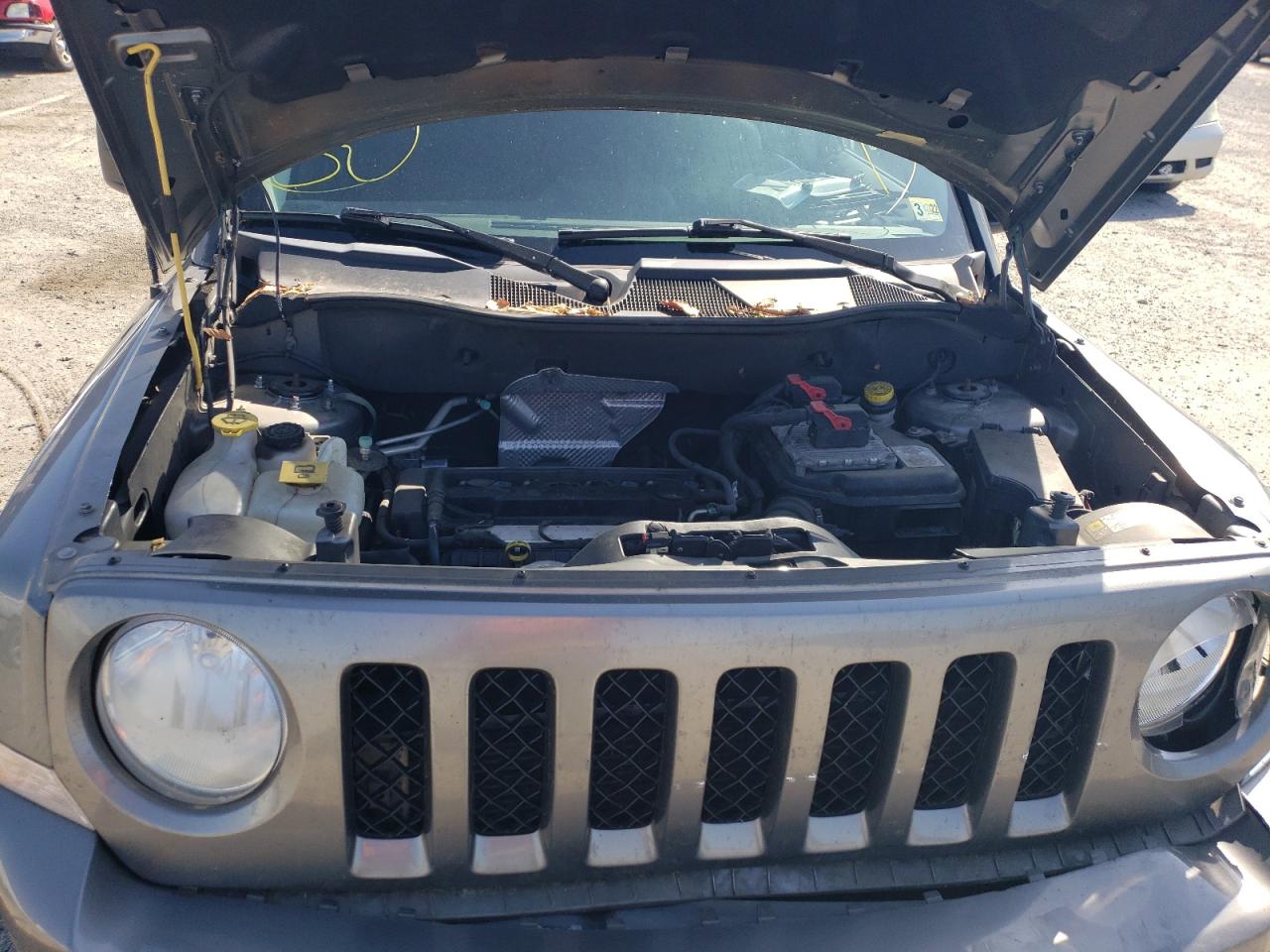 Photo 7 from auction – 2012 JEEP PATRIOT LA with VIN 1C4NJPFA5CD684472