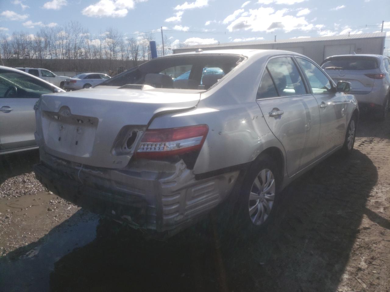 Photo 4 from auction – 2011 TOYOTA CAMRY BASE with VIN 4T1BF3EK6BU738976